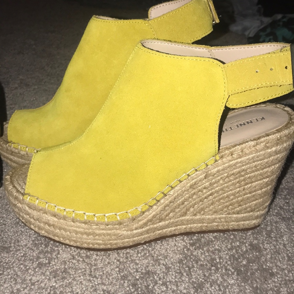 YELLOW KENNETH COLE WEDGES